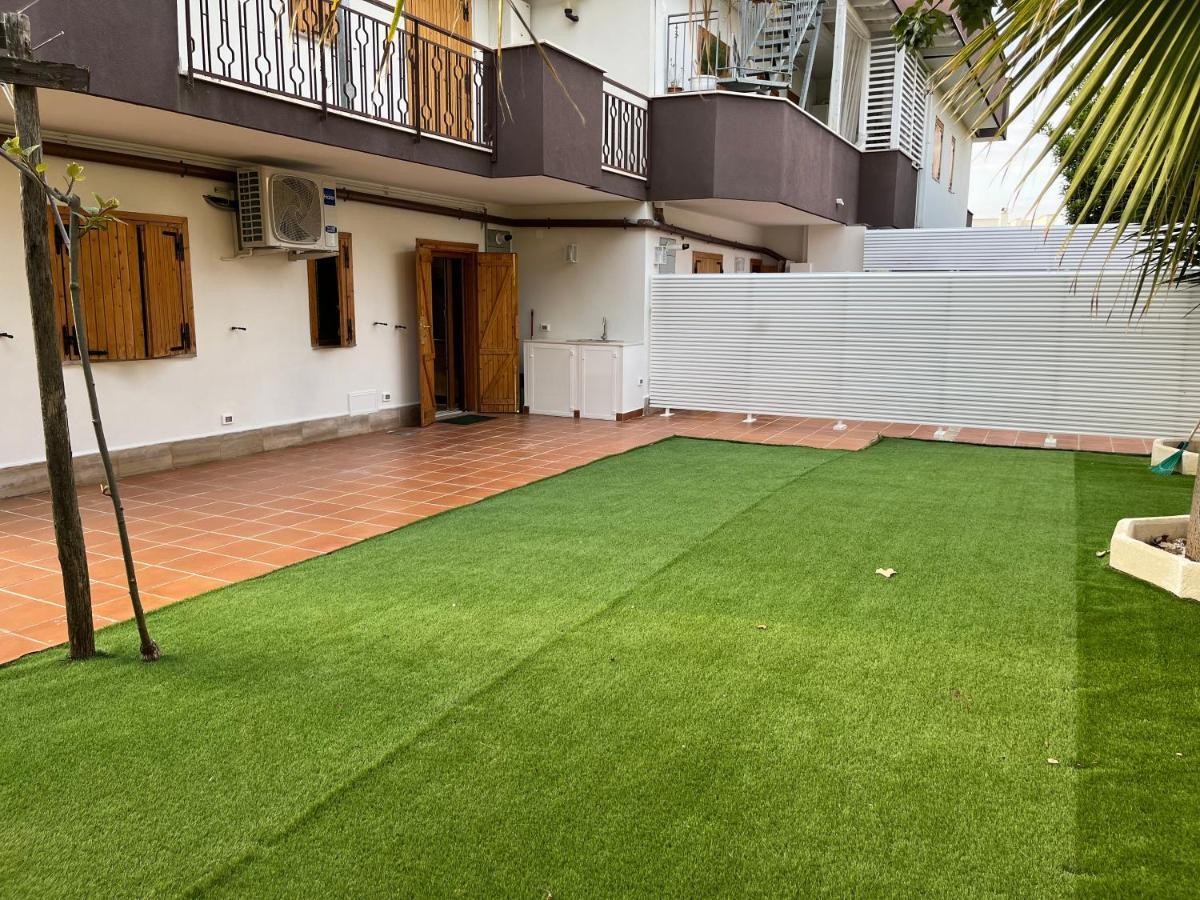 Villa Giorgia Al Mare بيشيلي المظهر الخارجي الصورة